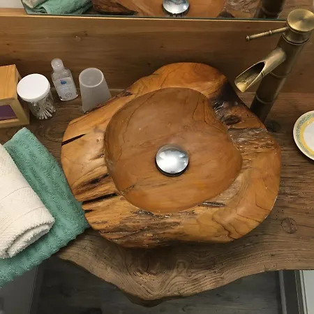 Maison Dougnac Bed & Breakfast